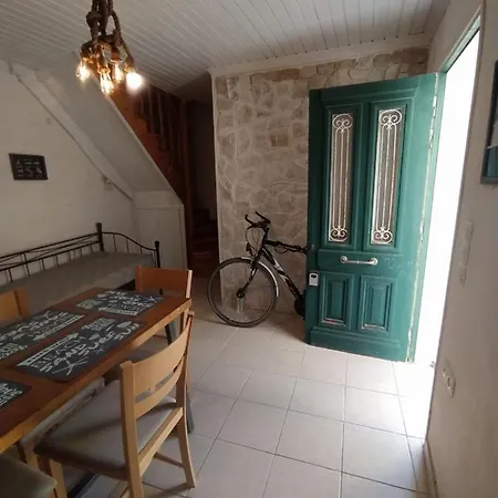 Cozy House In The Old Town Of Lefkáda